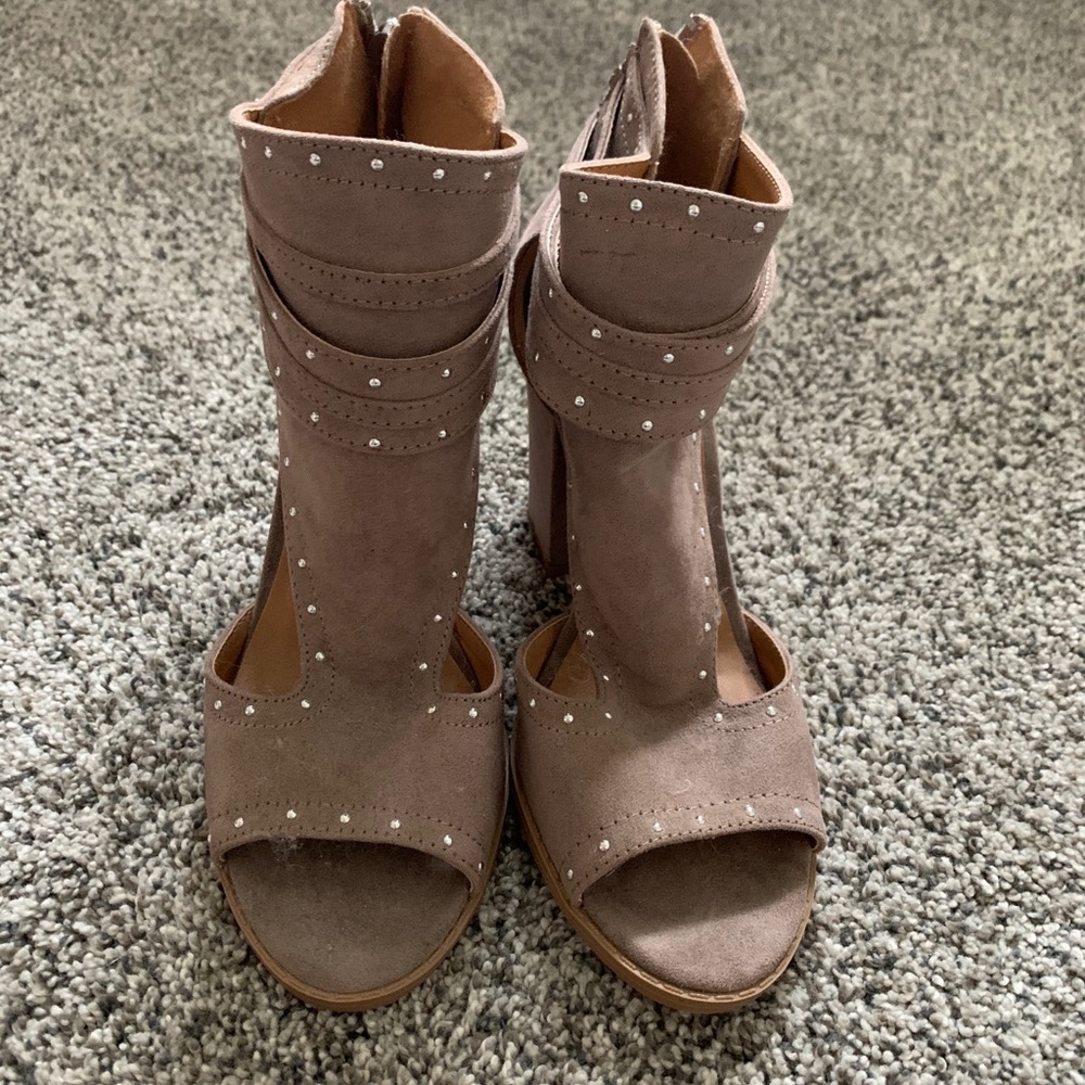 Qupid Taupe Block Heels - image 1